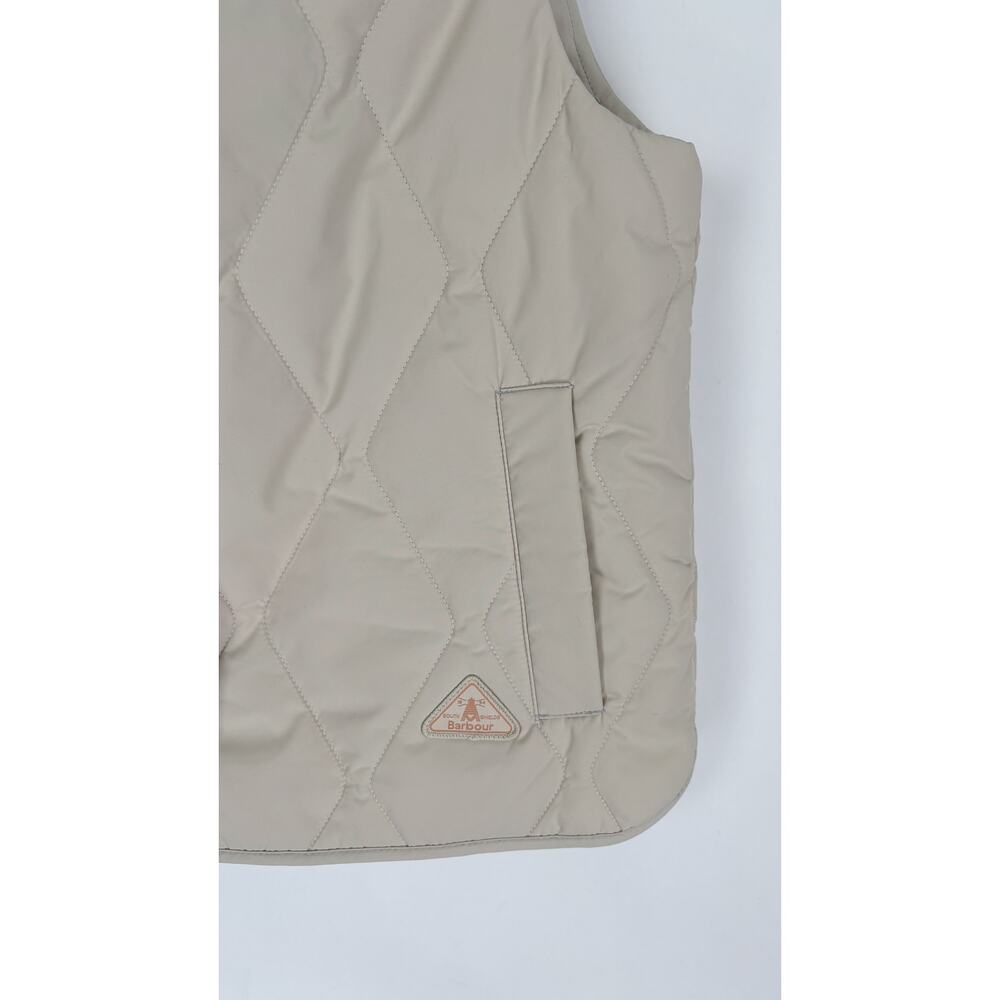 Women's Cream Quilted Vest - Picture 5 of 9
